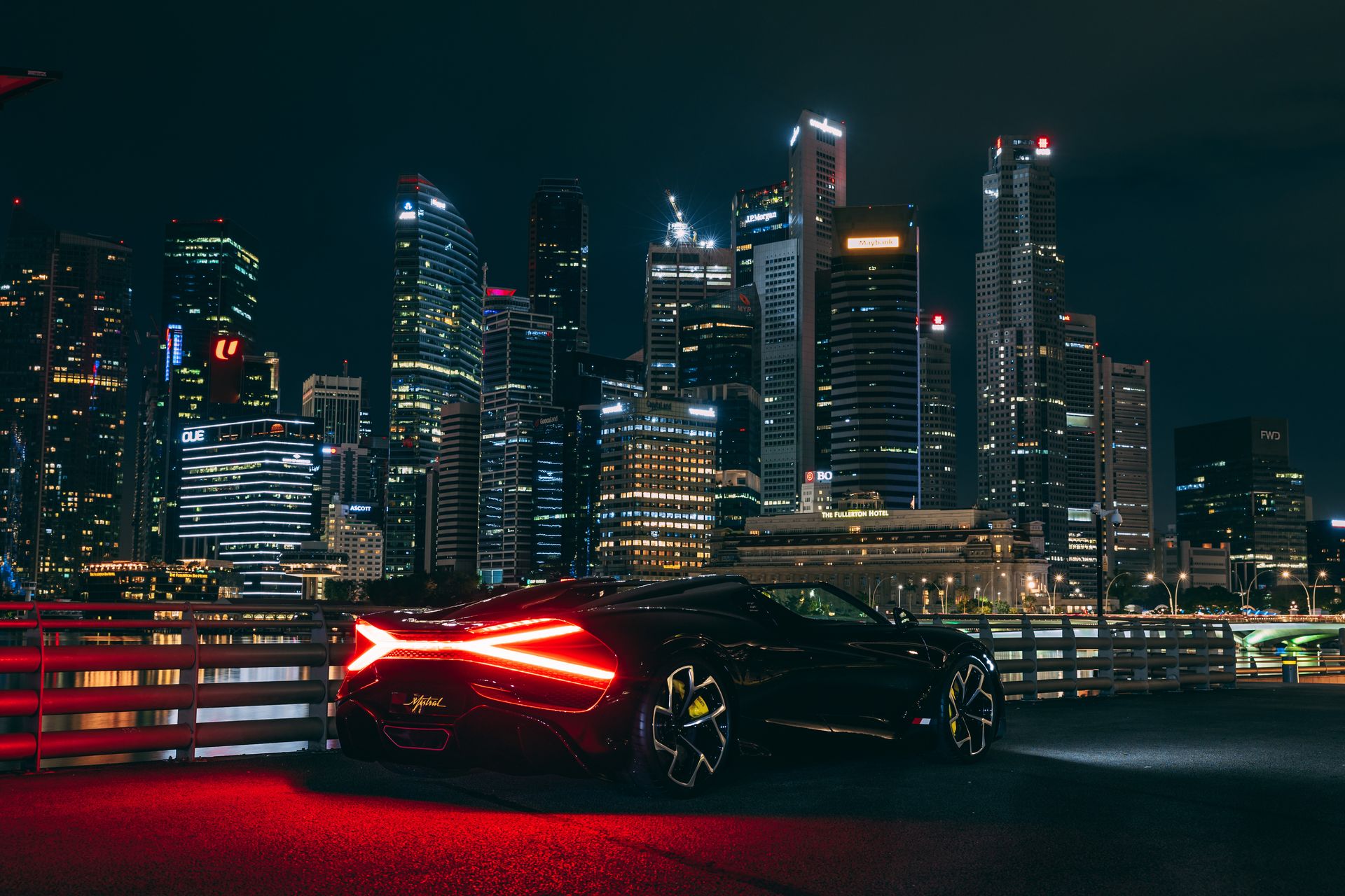 Der Bugatti W16 Mistral begeistert in Singapur